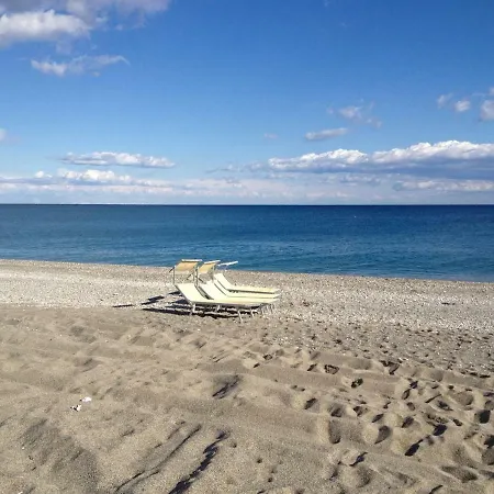 La Casa Del Miele Di Borgo Carbone 펜션 로크리