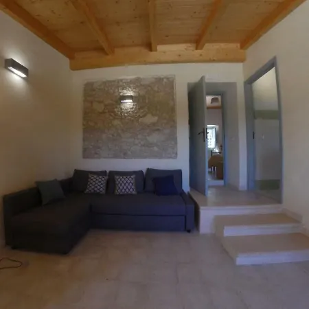 La Casa Del Miele Di Borgo Carbone Locri