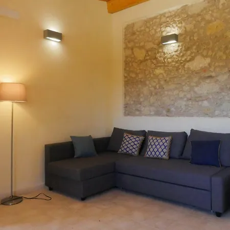 La Casa Del Miele Di Borgo Carbone * 洛克里